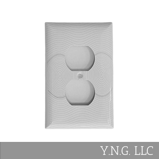 Geometric Design Single Duplex Outlet Cover Wall Plate White LA144-PWP8