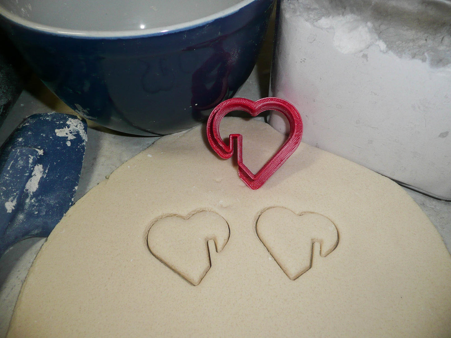 Heart Hanging Mug Cup Coffee Cocoa Valentines Day Cookie Cutter USA PR2185