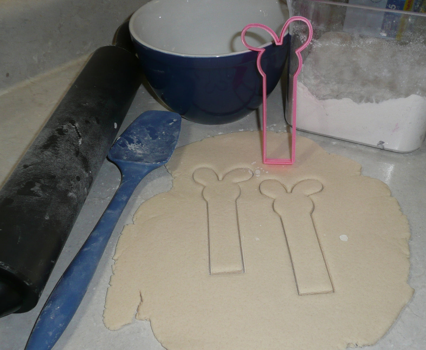 Easter Bunny Rabbit Ears Pez Dispenser Theme Cookie Cutter Made In USA PR2432