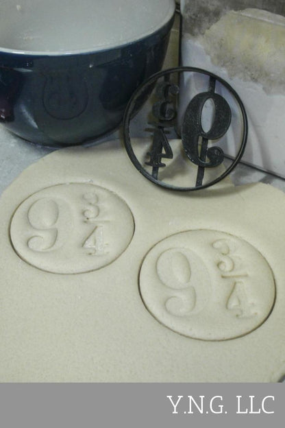 Platform 9 3/4 Kings Cross Station Harry Potter Cookie Cutter Made In USA PR882