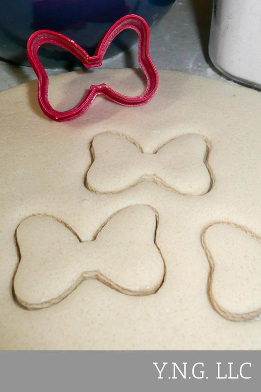 Minnie Mouse Bow Cartoon Character Cookie Cutter Made In USA PR305