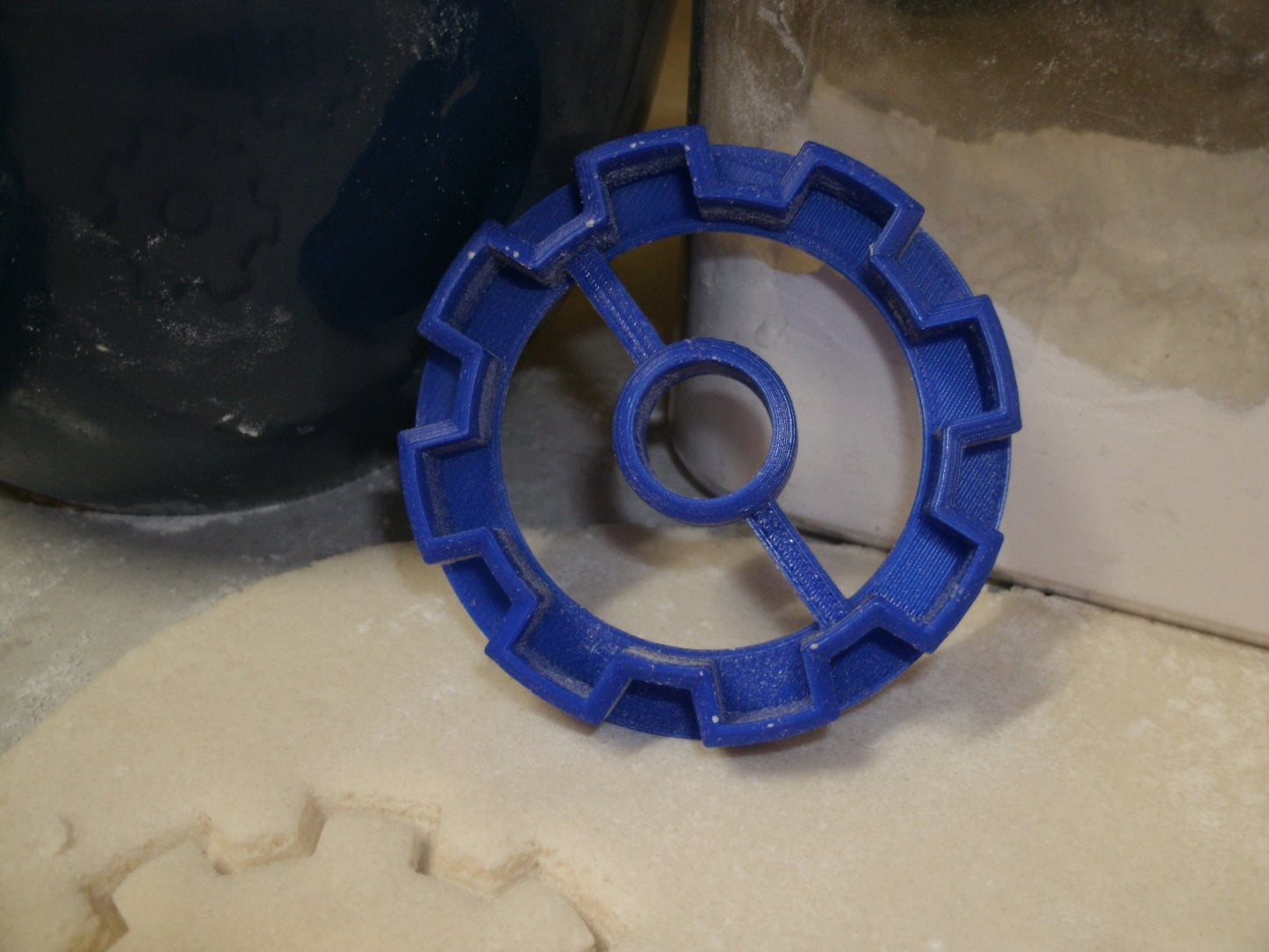 Gear Shape Steam Punk Retro Vintage Cookie Cutter Made In USA PR438