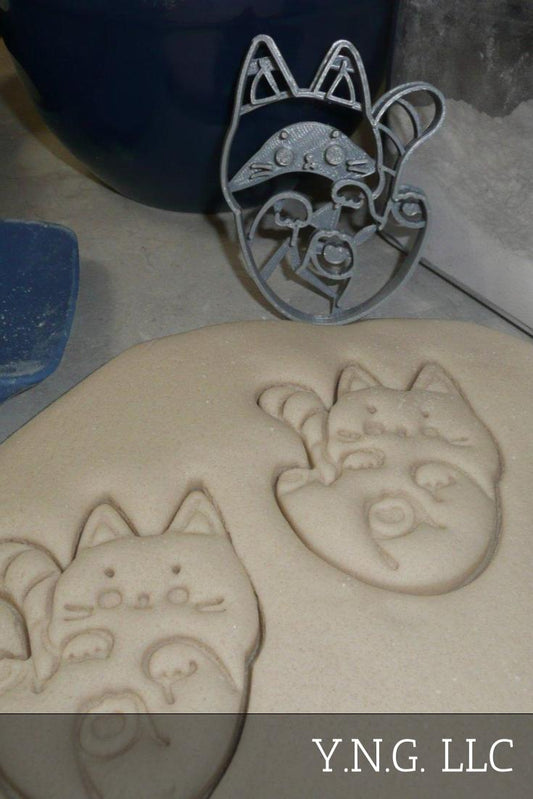 Cat Kitty Playing Playful Animal Cookie Cutter Made In USA PR2366