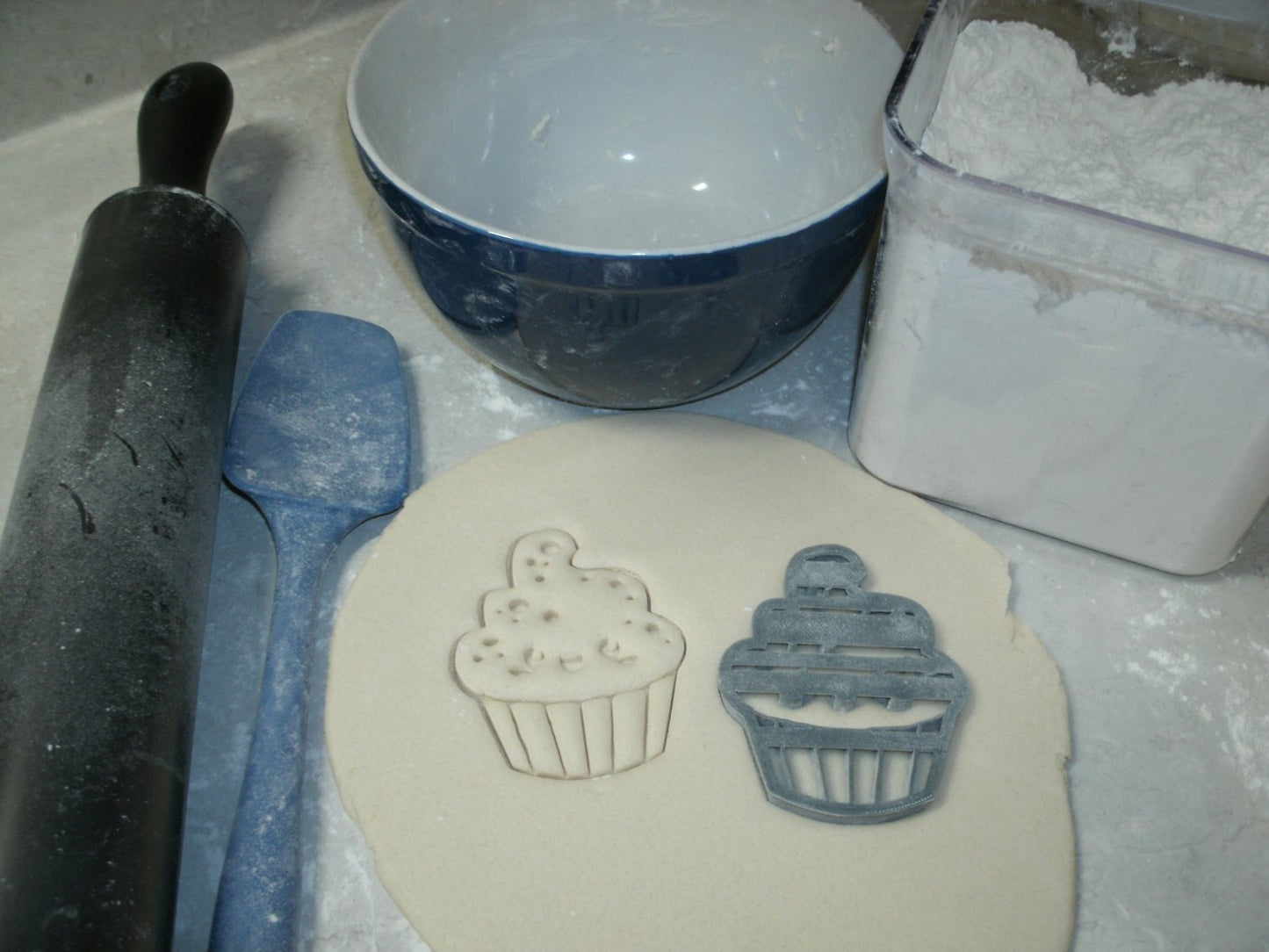 Cupcake Small Cake Birthday Wedding Cookie Cutter Made In USA PR618