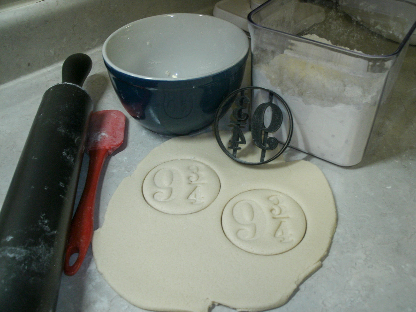 Platform 9 3/4 Kings Cross Station Harry Potter Cookie Cutter Made In USA PR882