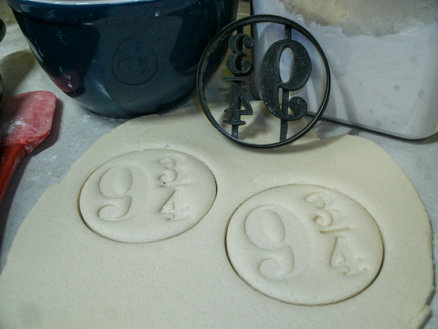Platform 9 3/4 Kings Cross Station Harry Potter Cookie Cutter Made In USA PR882