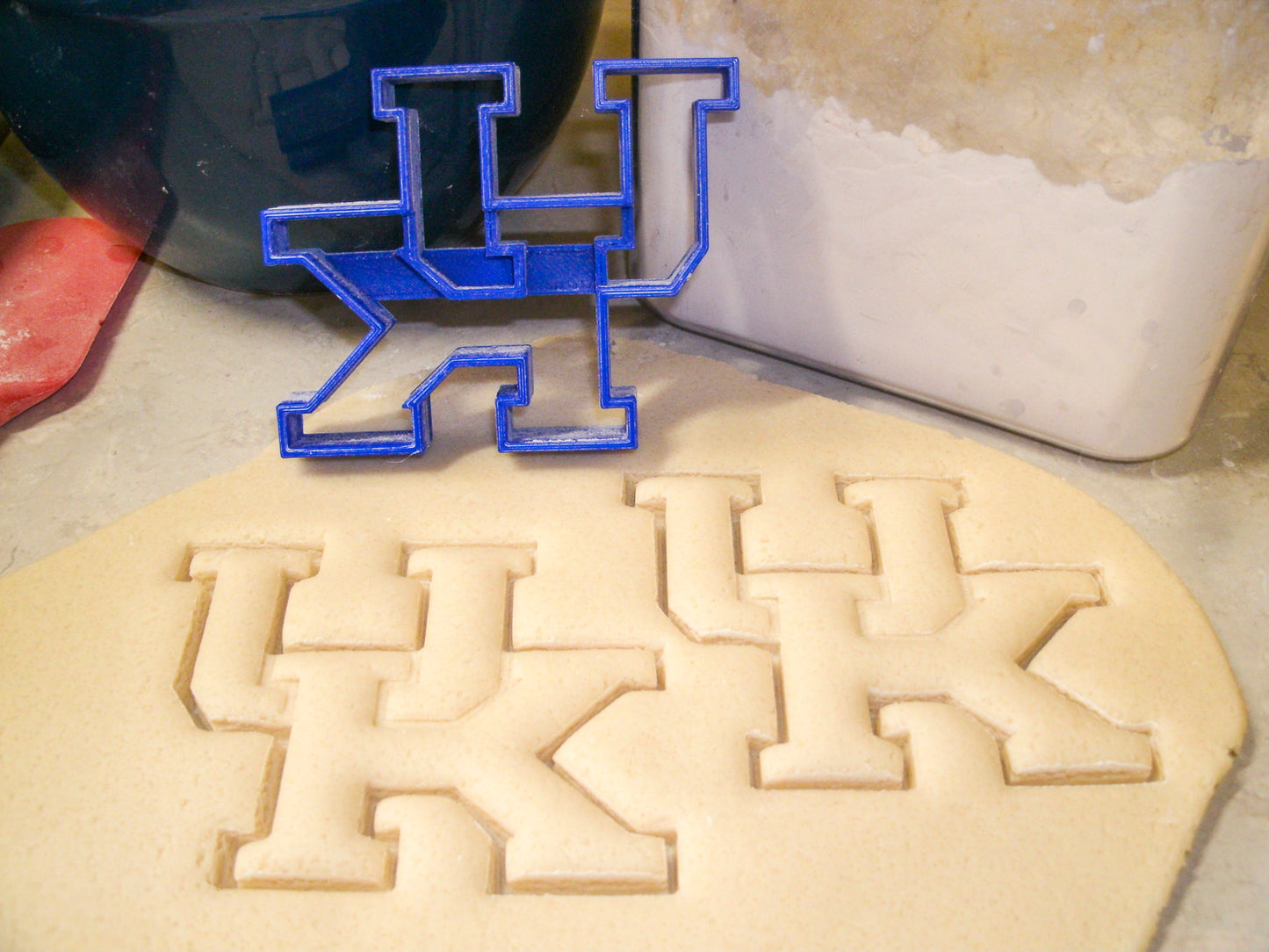 UK Kentucky Wildcats Football Sports Team Cookie Cutter Made In USA PR920