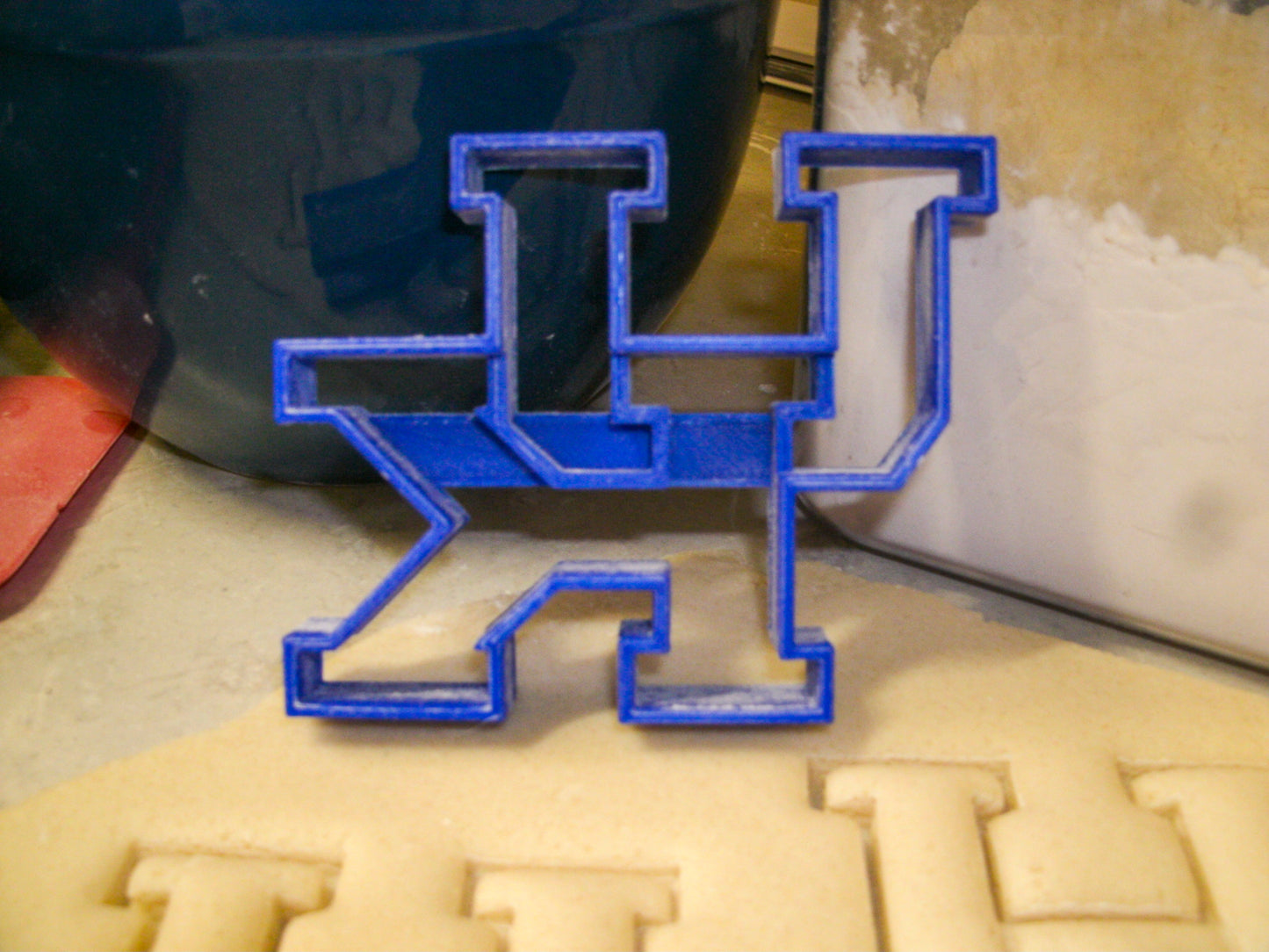 UK Kentucky Wildcats Football Sports Team Cookie Cutter Made In USA PR920