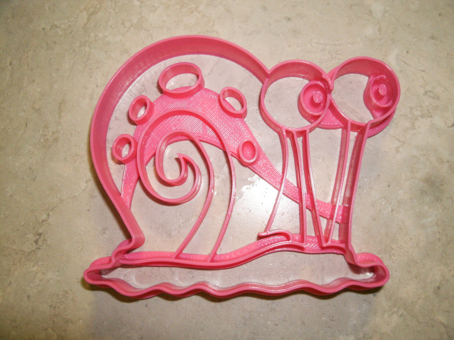 6x Gary Snail Detailed Fondant Cutter Cupcake Topper 1.75 IN USA FD569