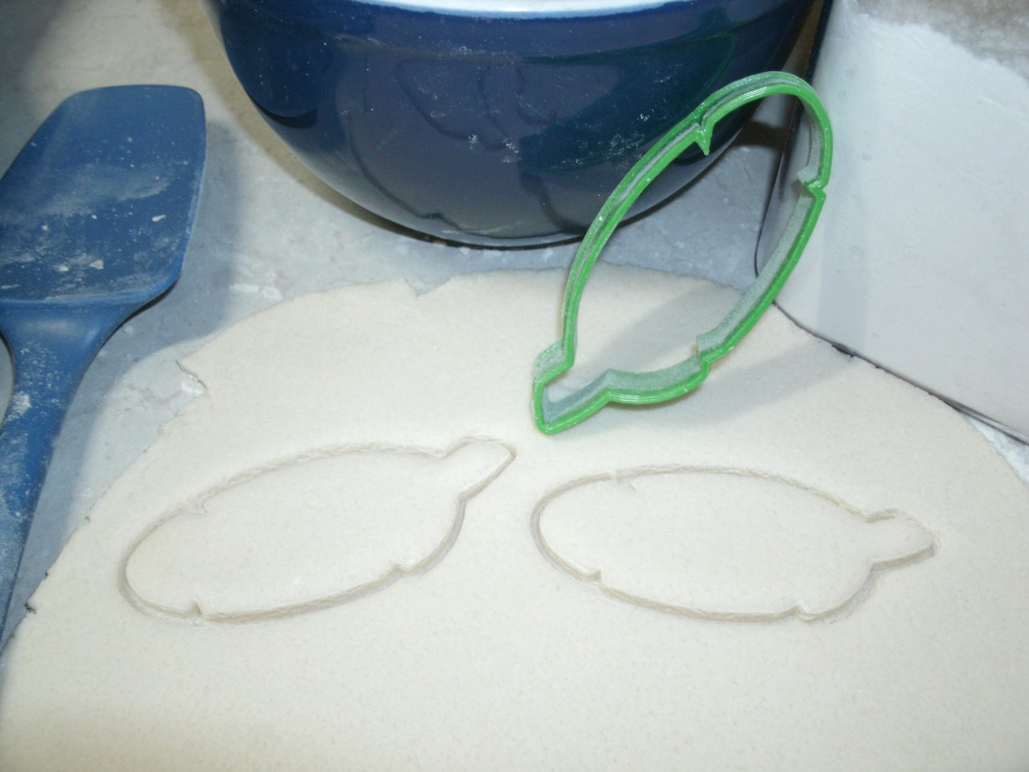 Leaf Feather Outline Leaves Fall Autumn Cookie Cutter Made In USA PR685