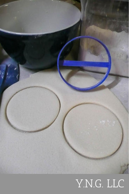 Round Circle Shape 3.5 Inch Diameter Cookie Cutter Made In USA PR3044