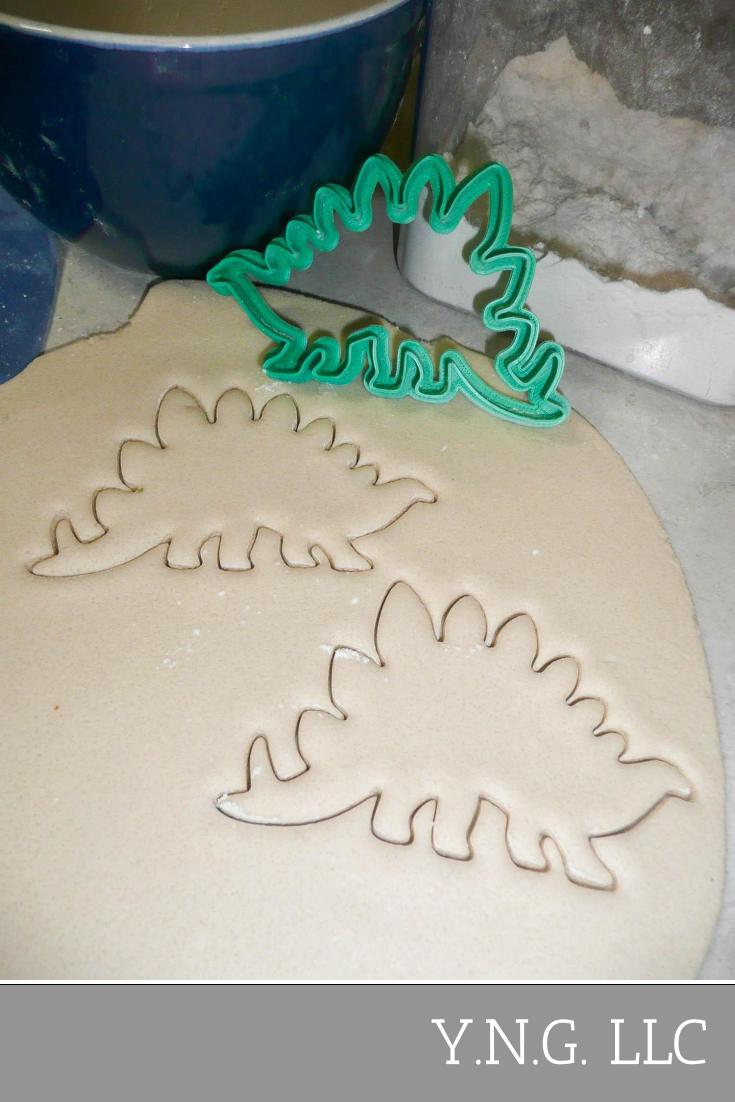 Stegosaurus Dinosaur Outline Spiked Dino Cookie Cutter Made In USA PR2131