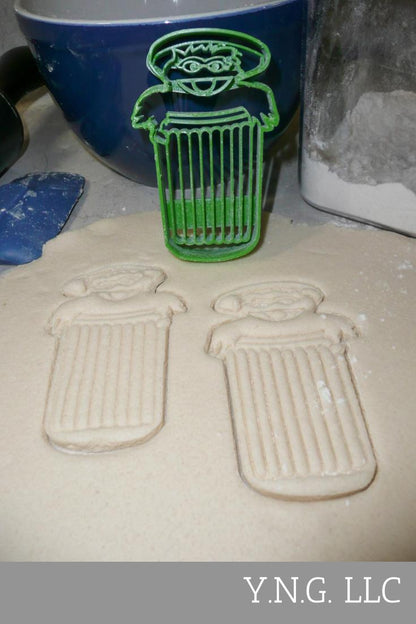 Oscar The Grouch Sesame Street Muppet Character Cookie Cutter Made In USA PR2013