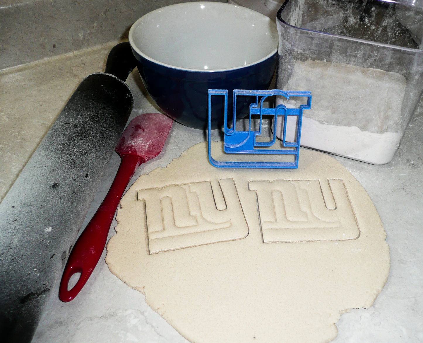 New York Giants NFL Football Logo Cookie Cutter Made In USA PR952