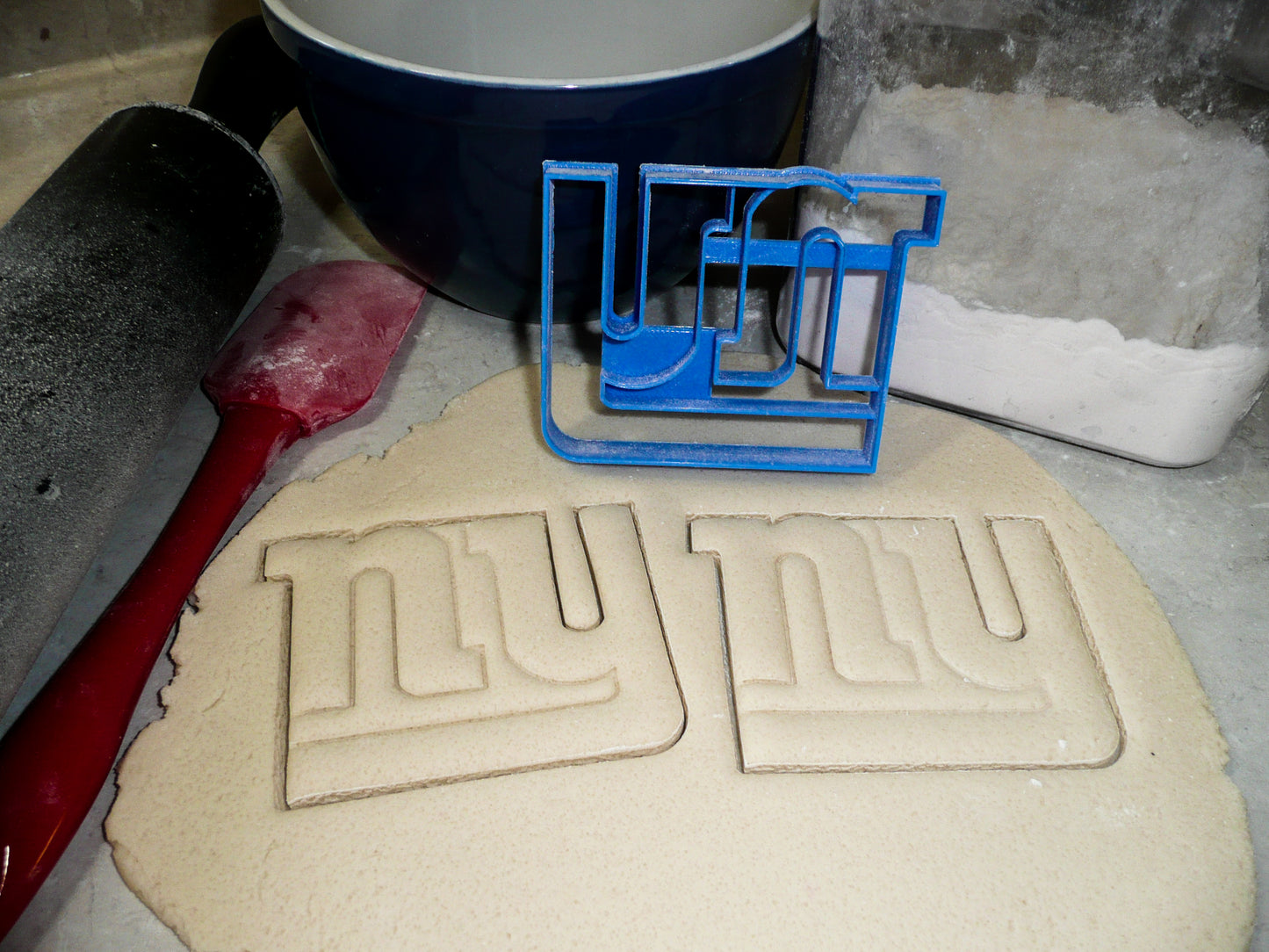 New York Giants NFL Football Logo Cookie Cutter Made In USA PR952