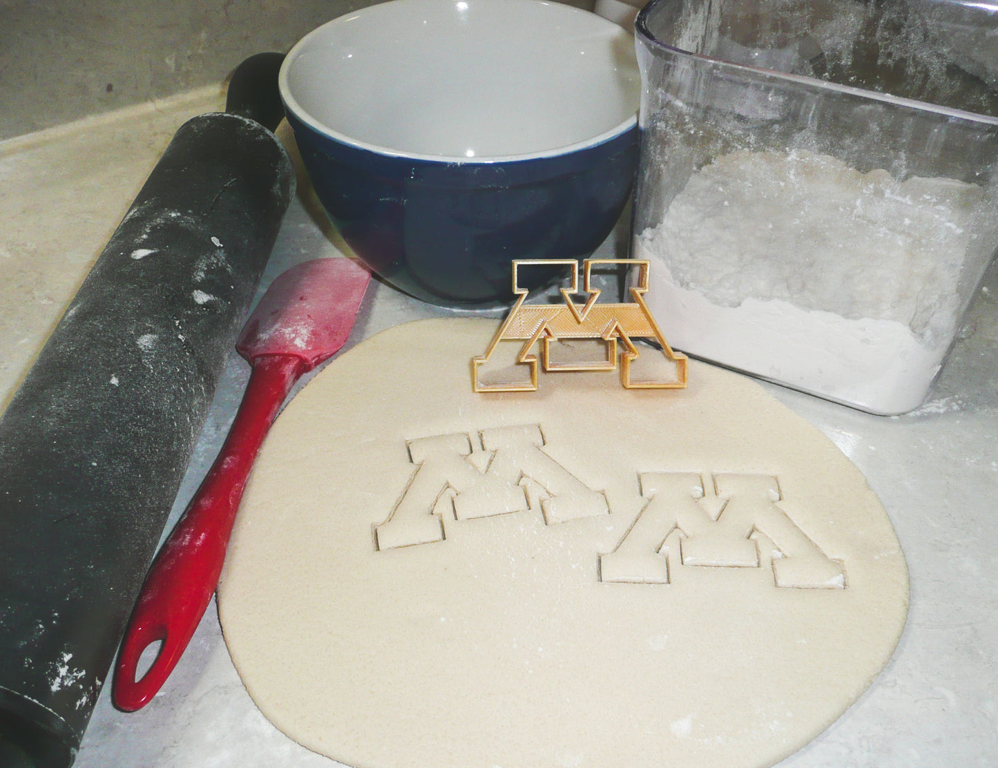 University Of Minnesota Golden Gophers Cookie Cutter Made In USA PR928