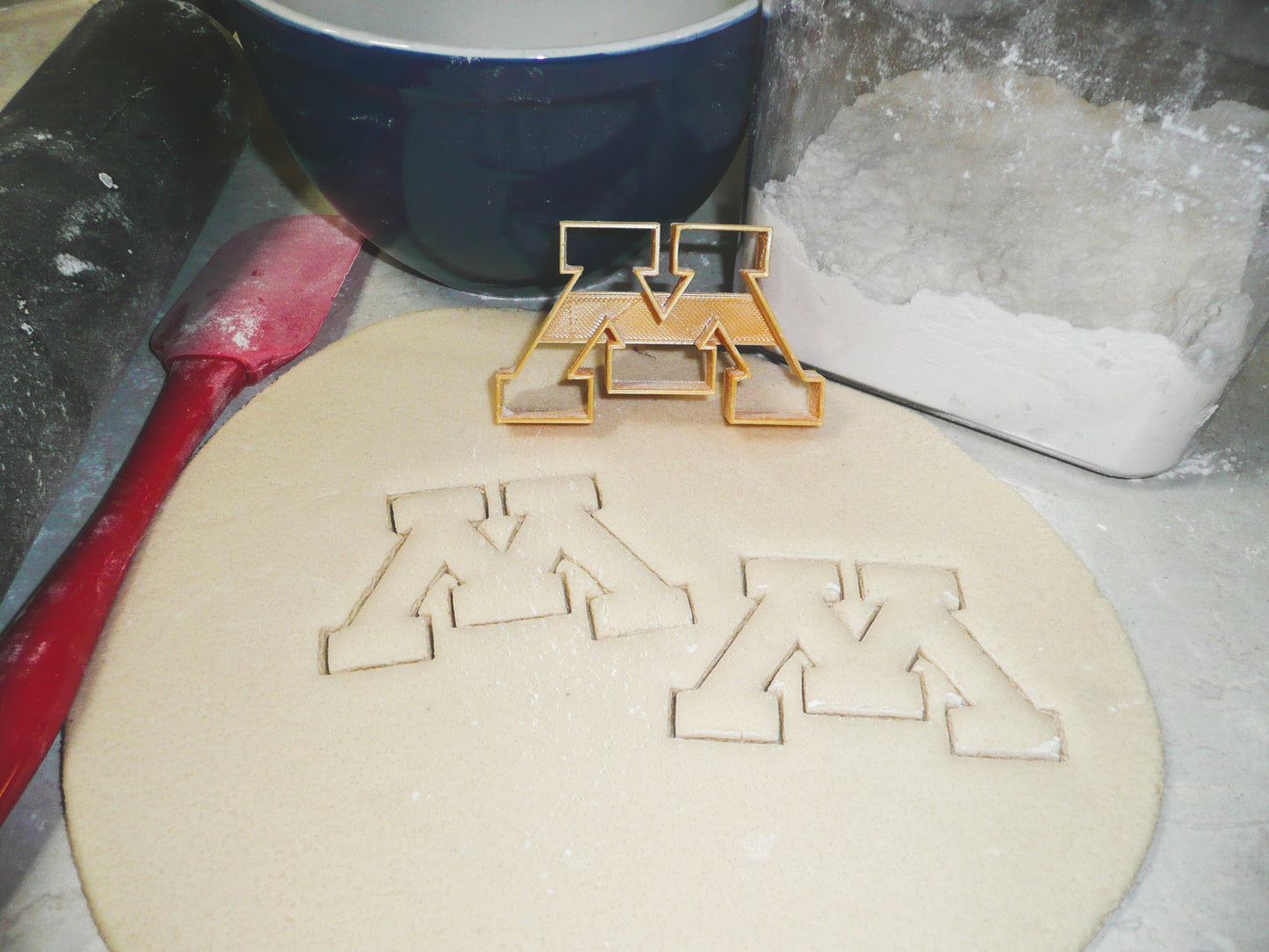 University Of Minnesota Golden Gophers Cookie Cutter Made In USA PR928