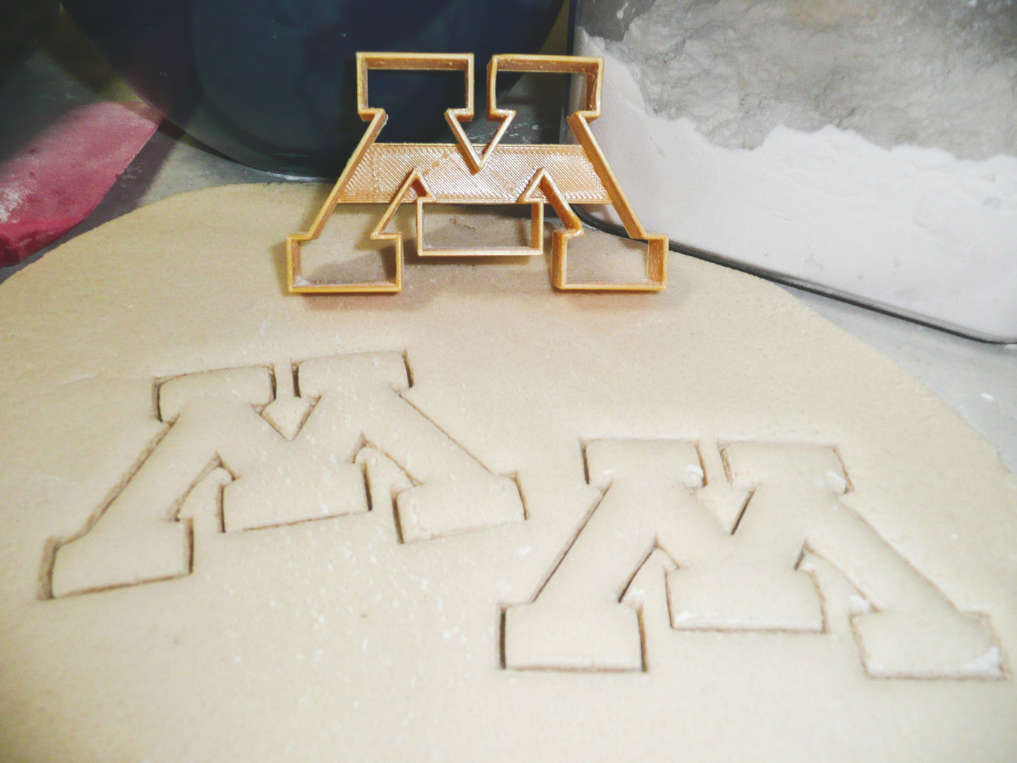 University Of Minnesota Golden Gophers Cookie Cutter Made In USA PR928