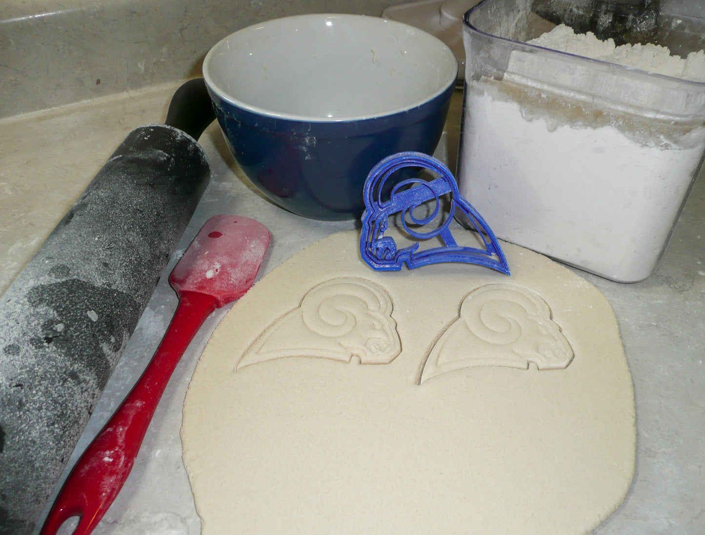 Los Angeles Rams NFL Football Logo Cookie Cutter Made In USA PR977