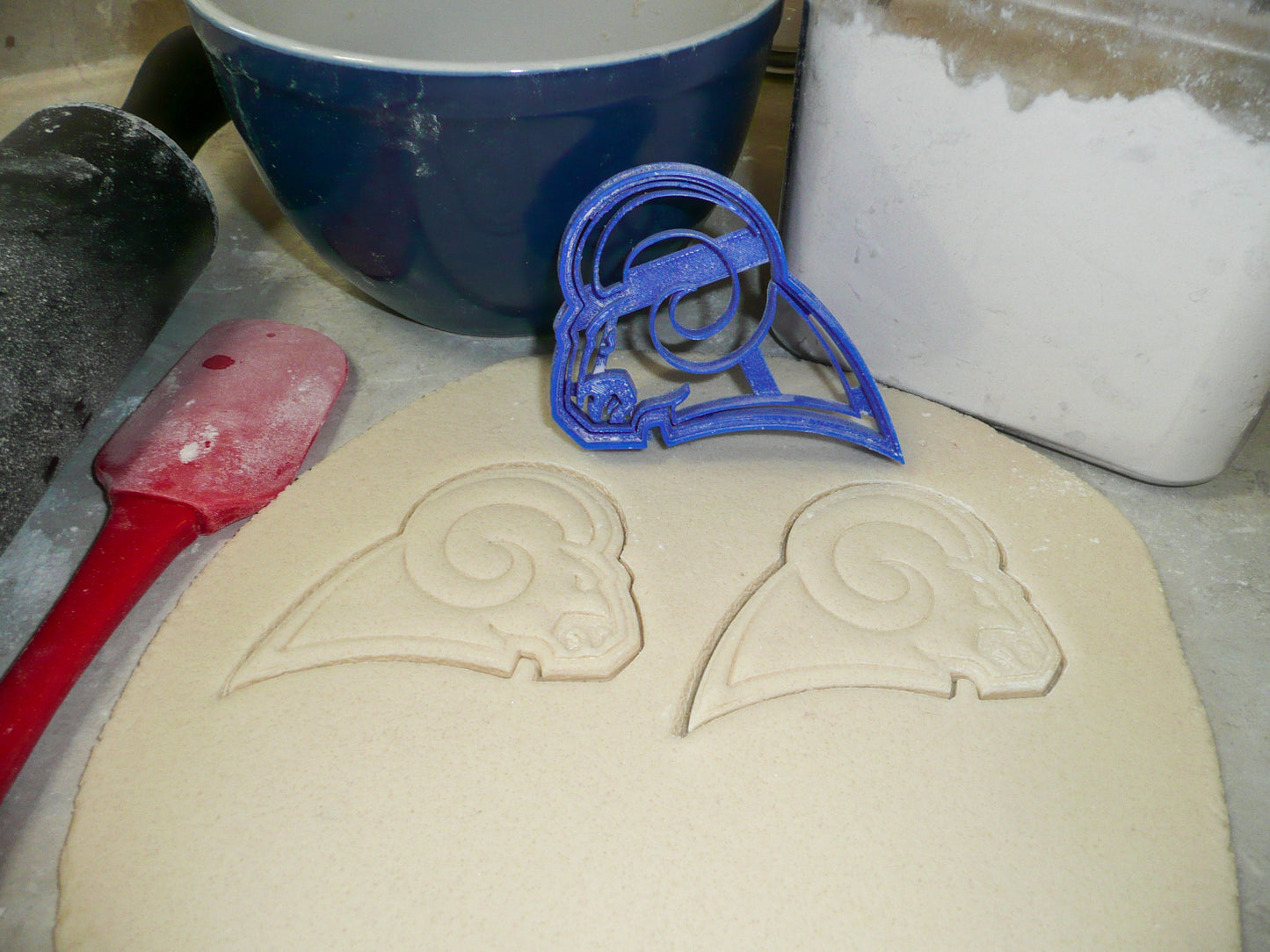 Los Angeles Rams NFL Football Logo Cookie Cutter Made In USA PR977
