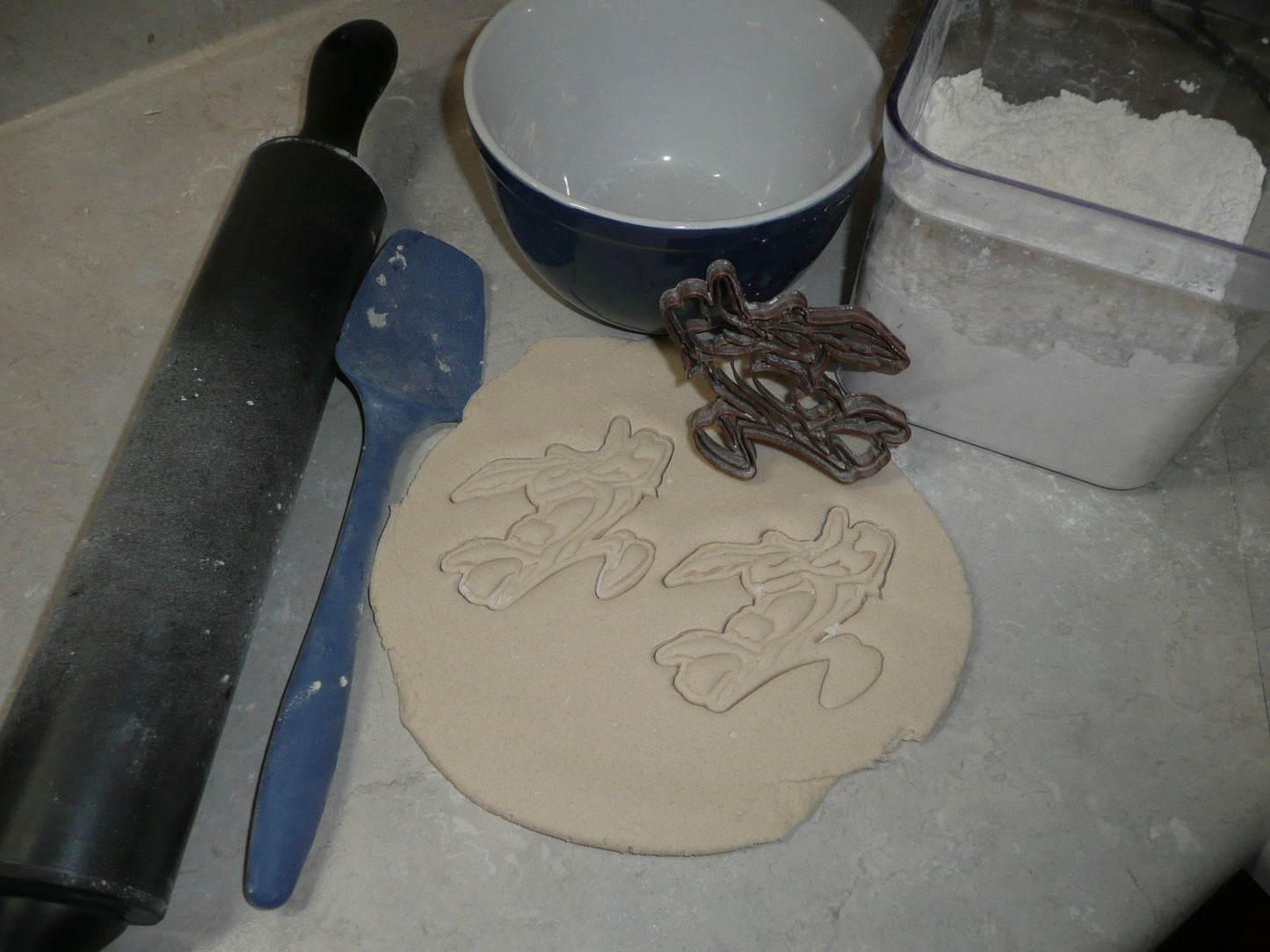 Wyle E Coyote Wylie Wile Wily Cartoon Cookie Cutter Made In USA PR2825