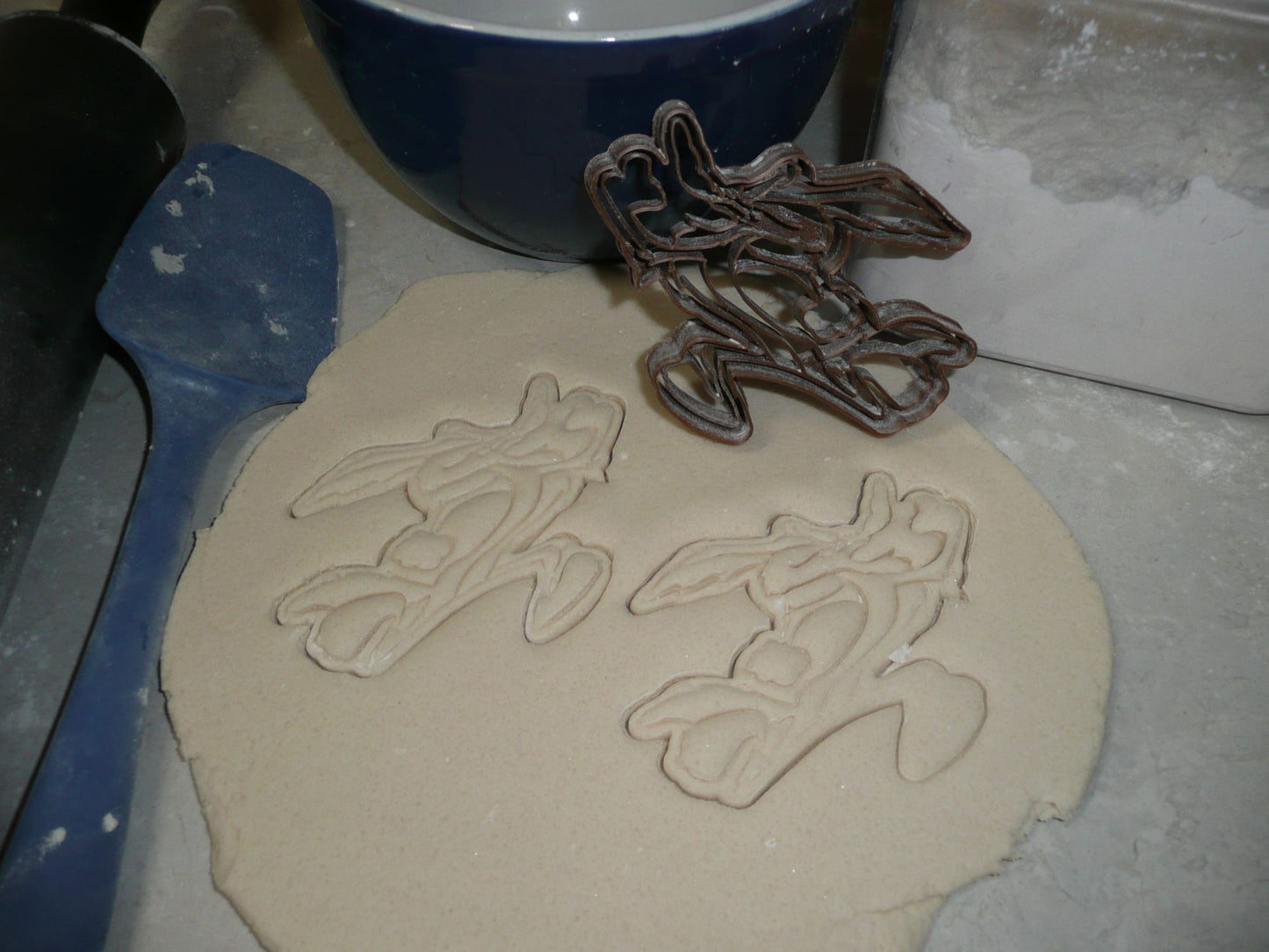 Wyle E Coyote Wylie Wile Wily Cartoon Cookie Cutter Made In USA PR2825