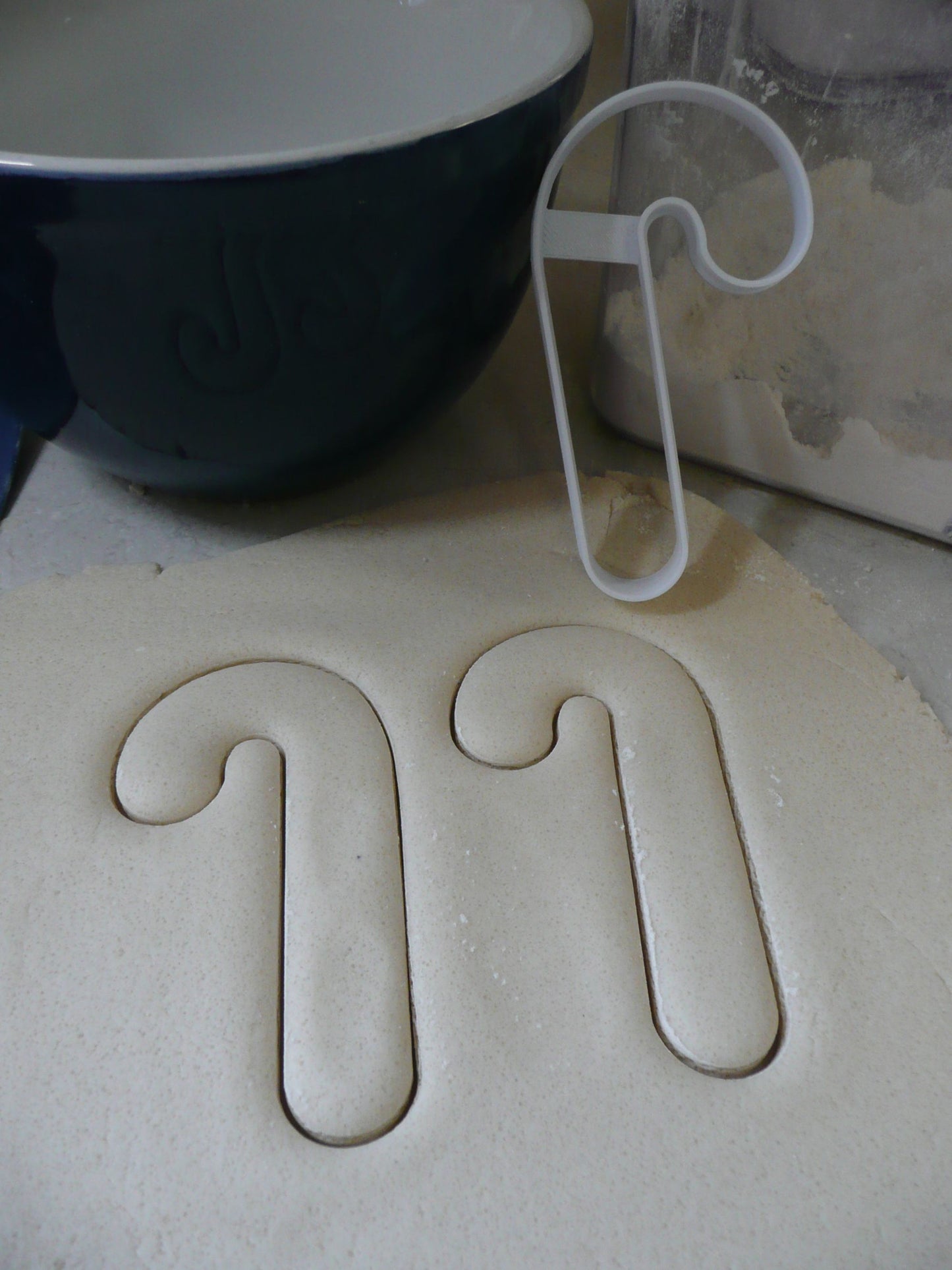 Candy Cane Shape Outline Christmas Holiday Cookie Cutter Made In USA PR2935