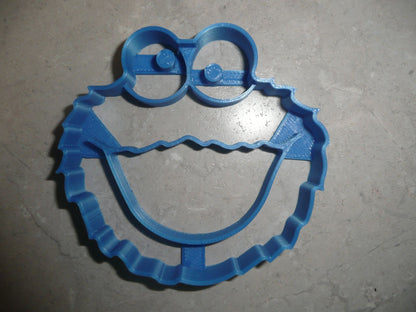 6x Cookie Monster Fondant Cutter Cupcake Topper 1.75 IN USA FD546