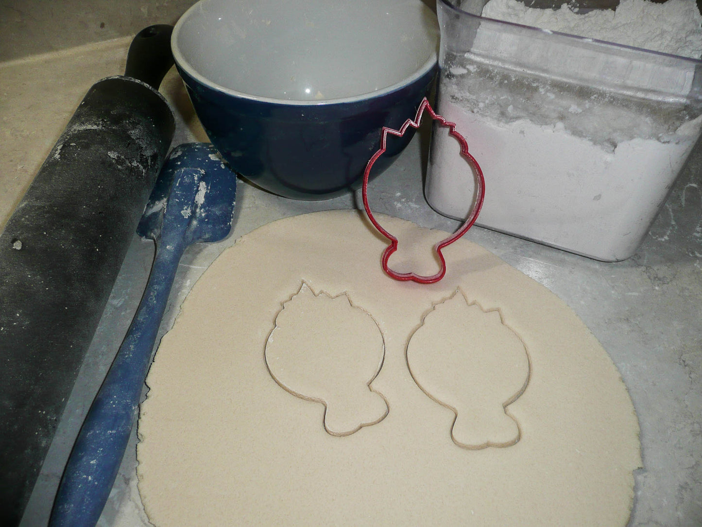 Onion Or Tomato Costume Outline Dress Up Cookie Cutter Made In USA PR2987