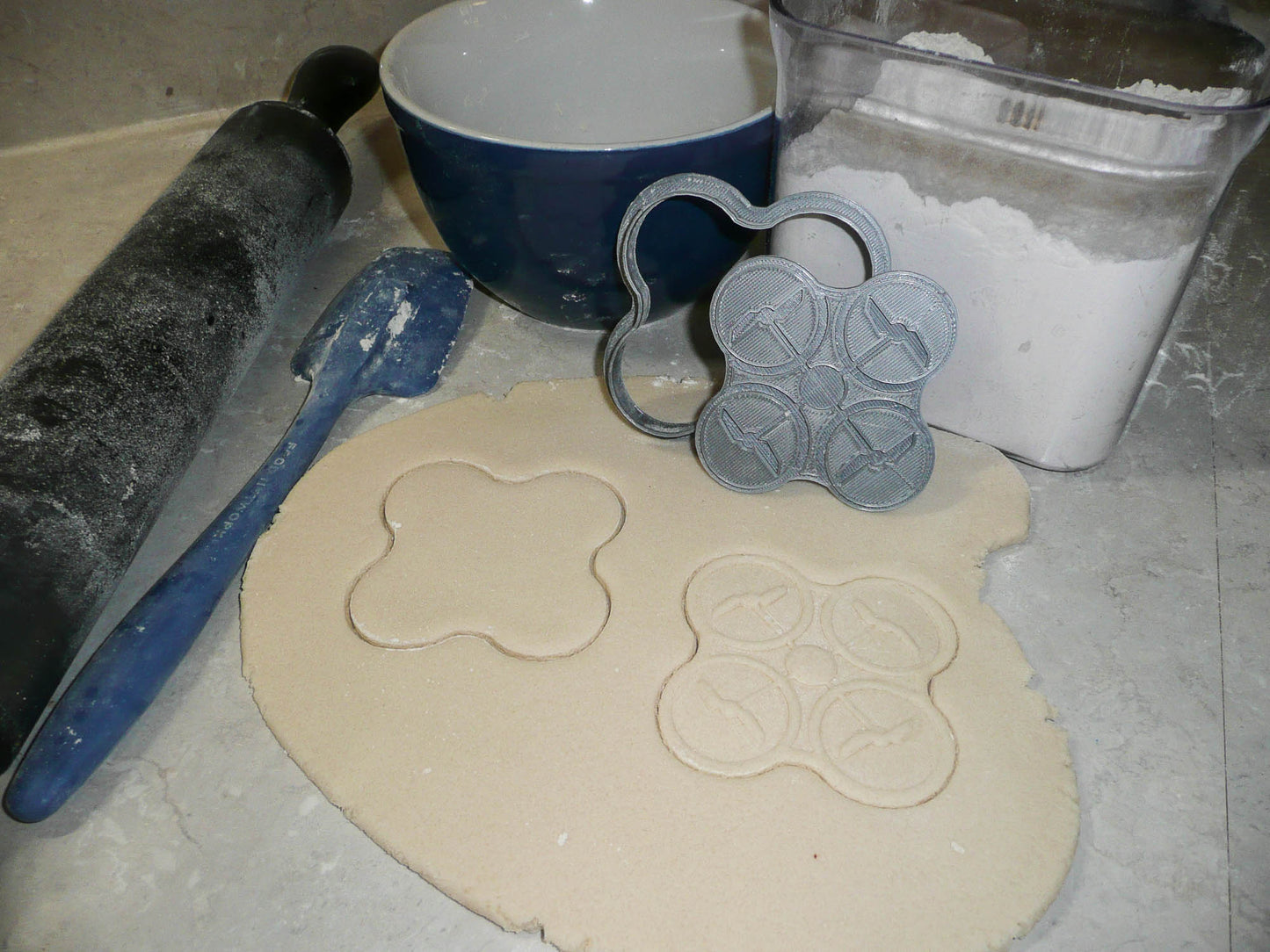 Drone Outline With Detail Stamp 2 Piece Cookie Cutter Made In USA PR2039