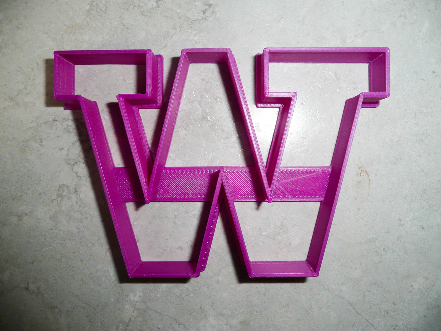 University of Washington Huskies W Letter Cookie Cutter Made In USA PR3015