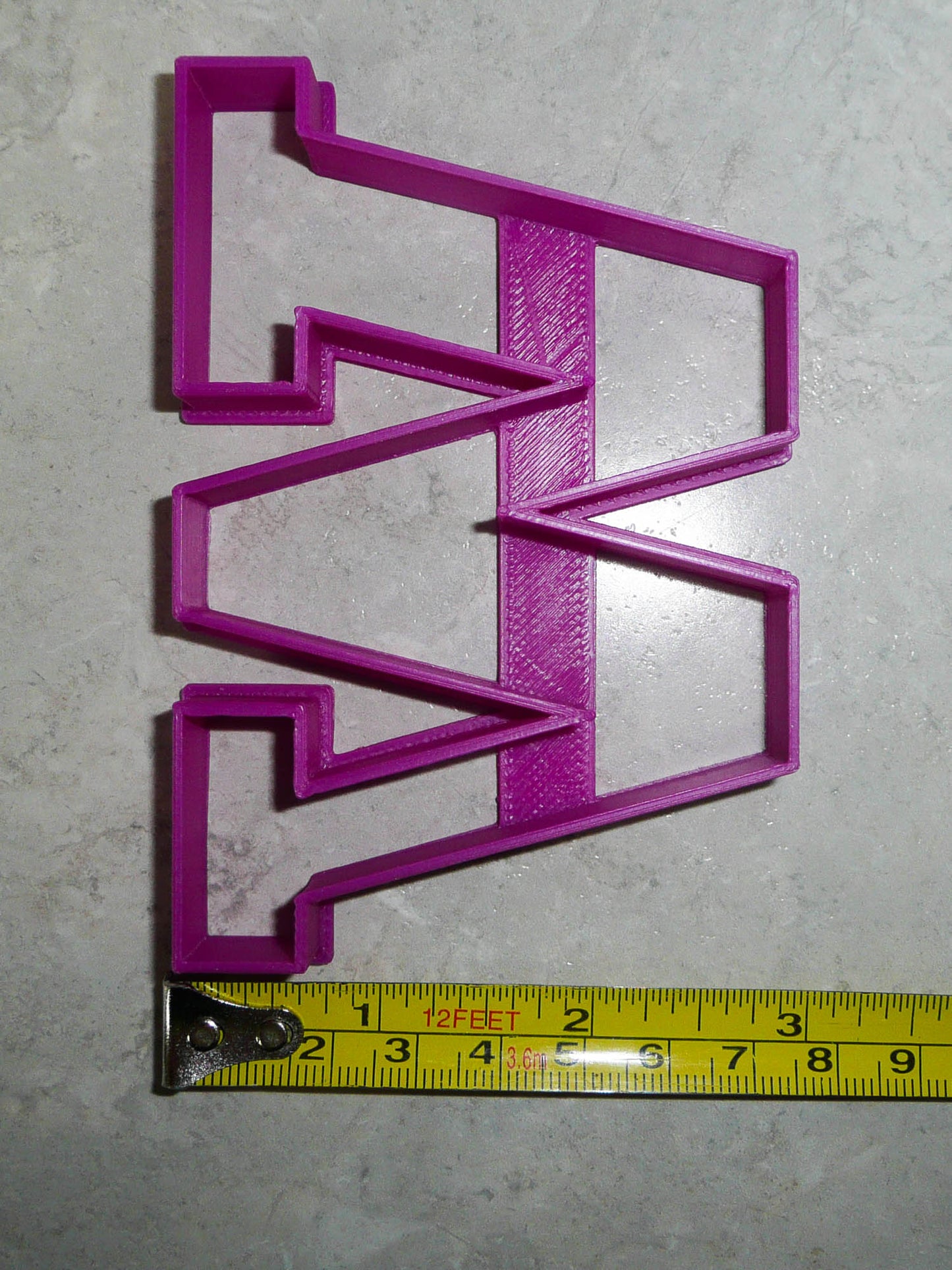 University of Washington Huskies W Letter Cookie Cutter Made In USA PR3015