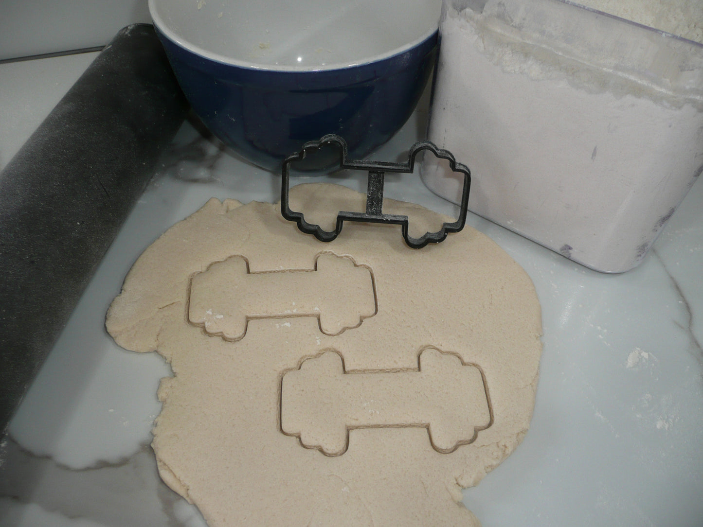 Sports Fitness Gym Weights Set Of 7 Cookie Cutters Made In USA PR1980