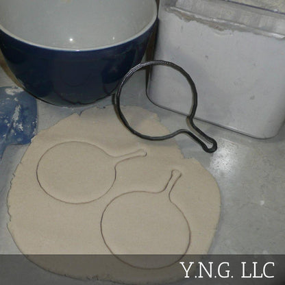 Frying Pan Skillet Outline Kitchen Cookware Cookie Cutter Made In USA PR2110