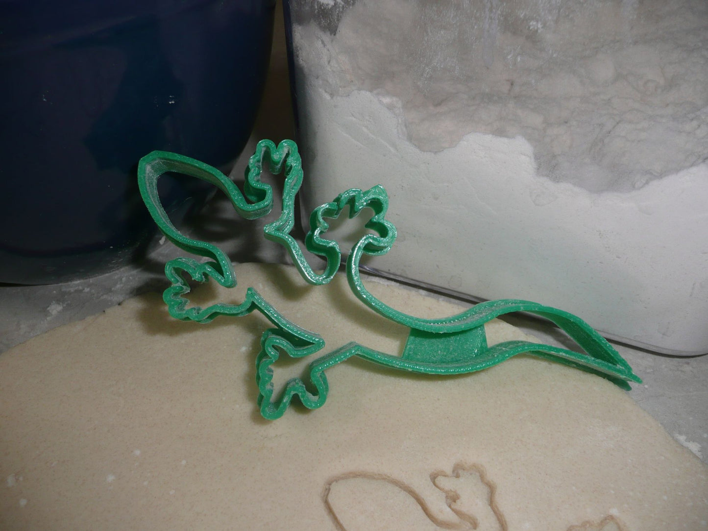 Gecko Lizard Outline Warm Climate Reptile Cookie Cutter Made In USA PR2145