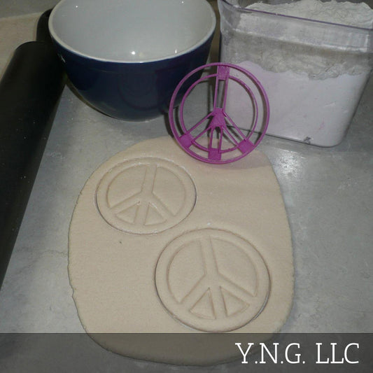 Peace Sign Symbol 1960s 1970s Retro Hippie Cookie Cutter Made In USA PR2165