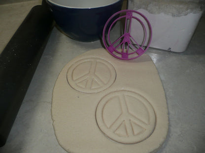 Peace Sign Symbol 1960s 1970s Retro Hippie Cookie Cutter Made In USA PR2165