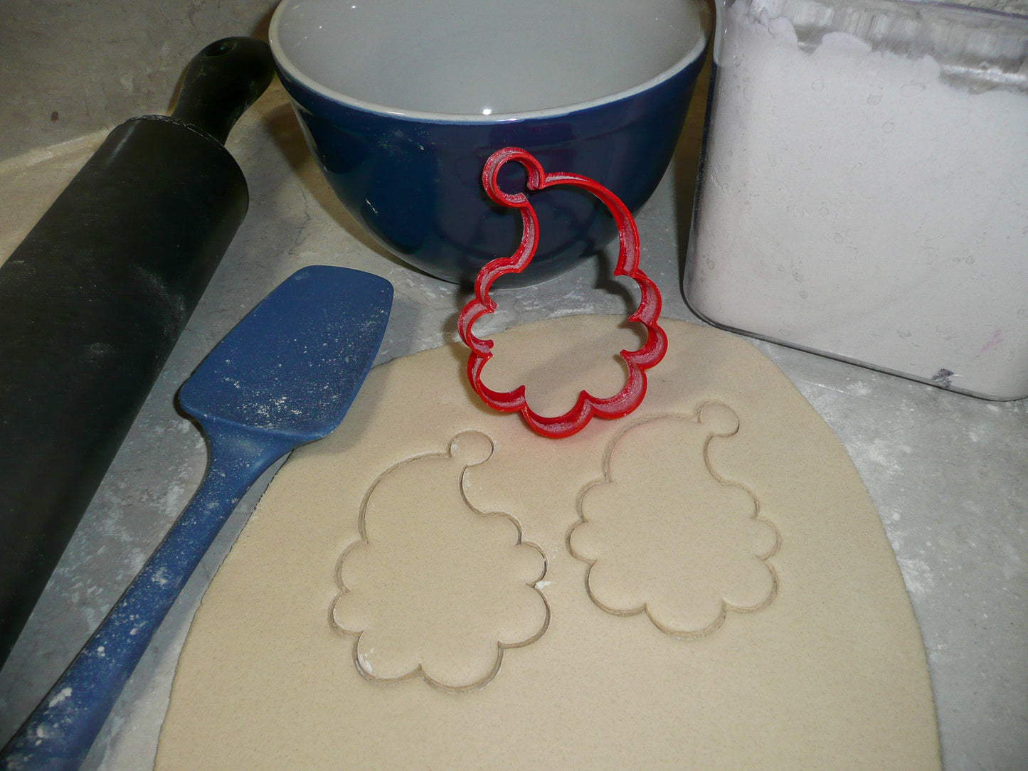 Santa Claus With Hat Outline Christmas Cookie Cutter Made In USA PR2204