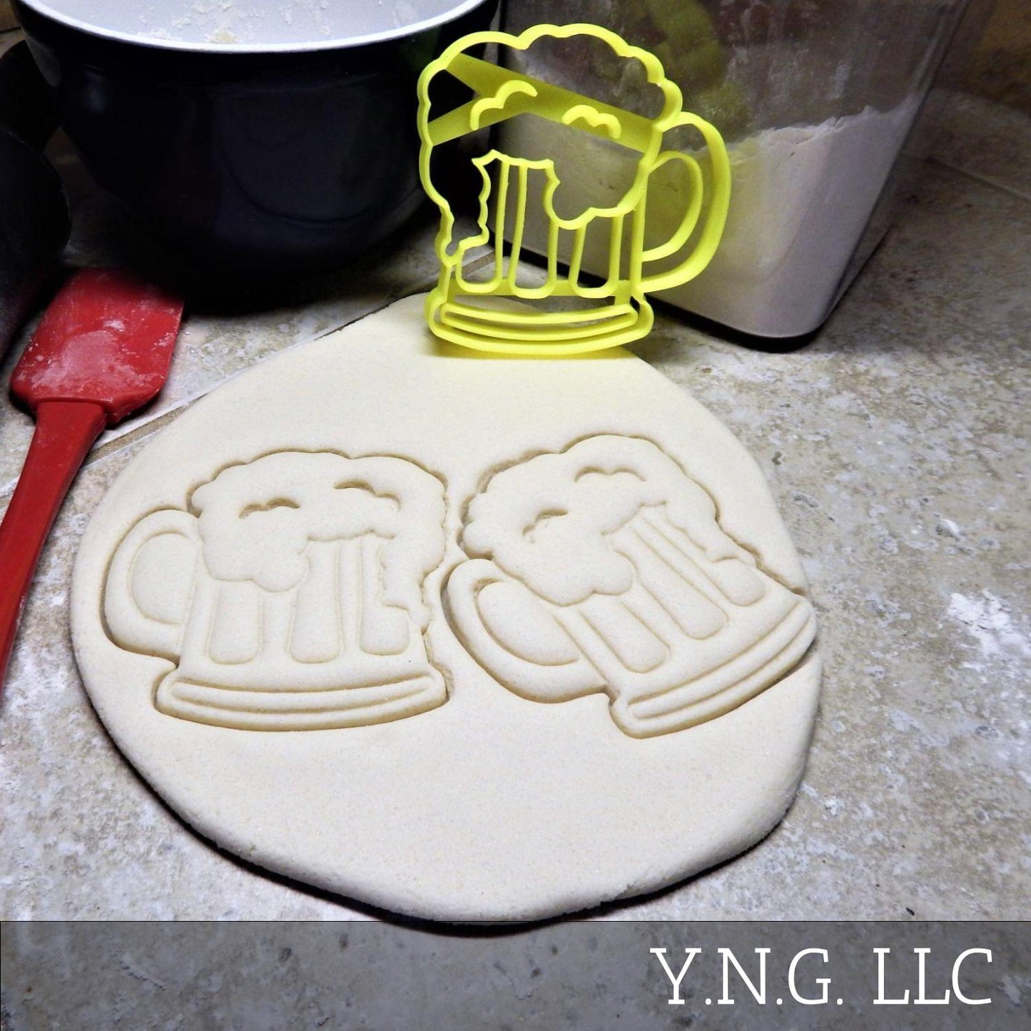 Beer Mug With Foam Alcoholic Beverage Cookie Cutter Made In USA PR2318