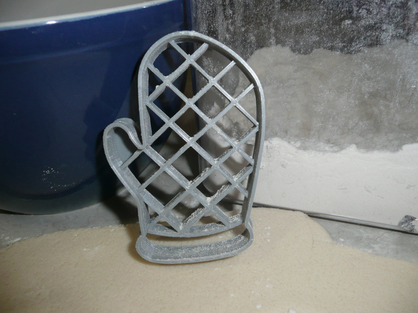 Oven Mitt Hot Pot Holder Kitchen Accessory Cookie Cutter Made In USA PR2376