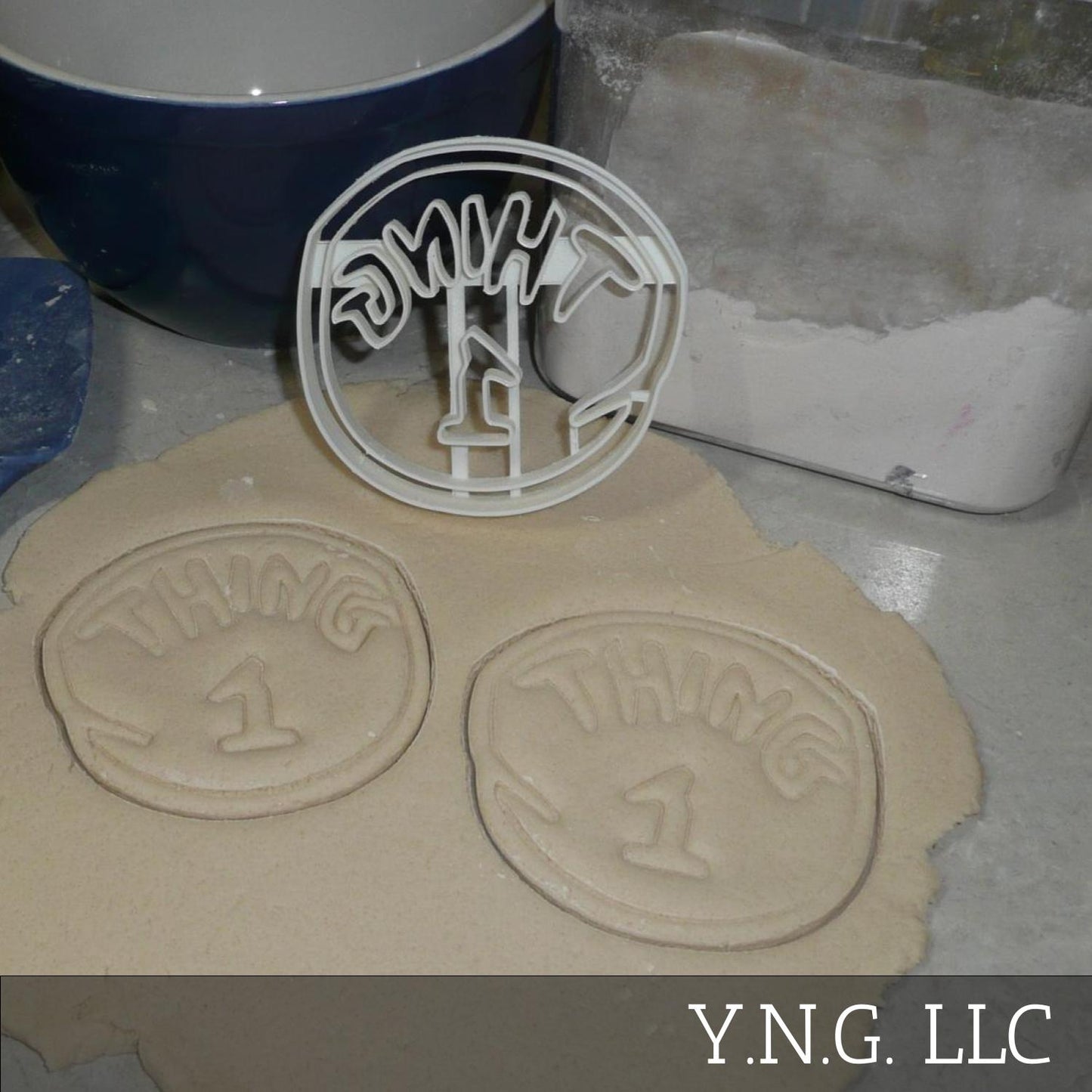 Thing 1 Dr Seuss Cat In The Hat Book Character Cookie Cutter Made In USA PR2426