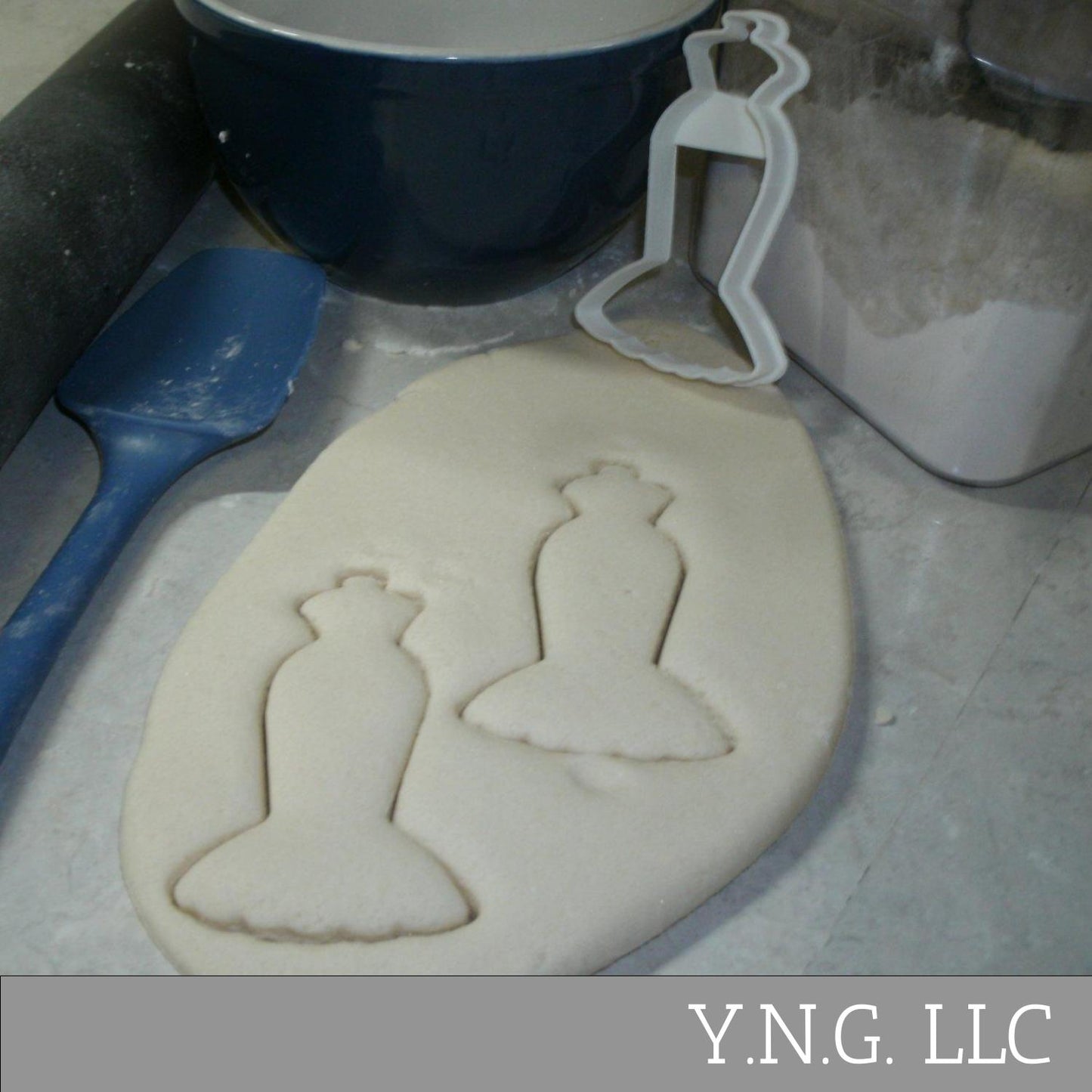 Mermaid Style Trumpet Wedding Dress Bridal Gown Cookie Cutter Made In USA PR2519