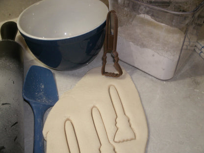Broom Stick House Cleaning Flying Witch Cookie Cutter Made In USA PR2526