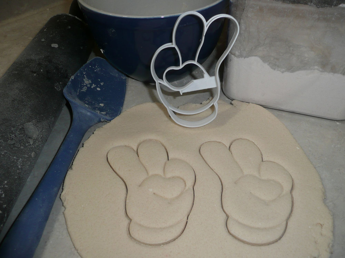 Mickey Mouse Glove Number 2 Second Birthday Cookie Cutter Made In USA PR2877