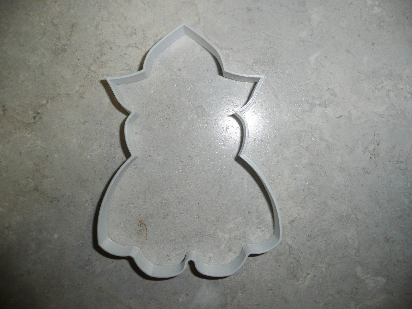 Traditional Dutch Girl Outline Hat Dress Cookie Cutter Made In USA PR2975