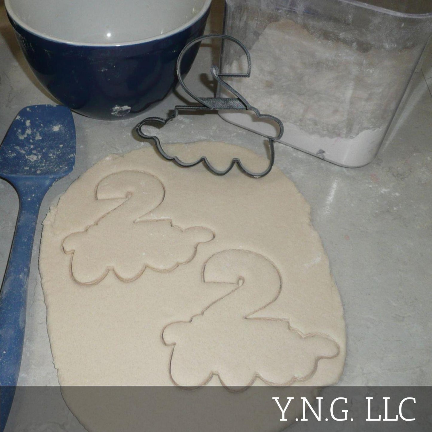 Number Two 2 Outline Fancy Word Birthday Cookie Cutter Made In USA PR3002