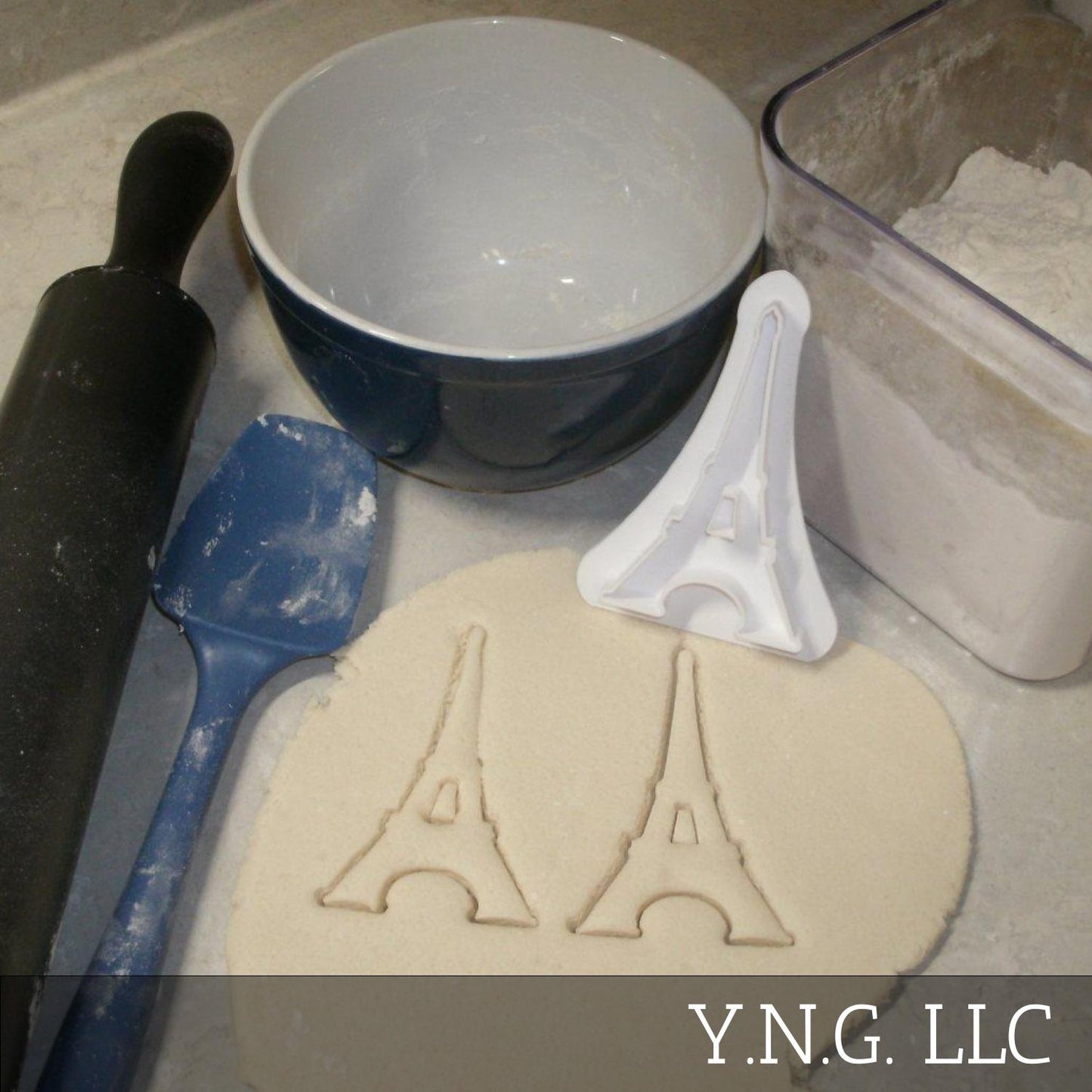 Eiffel Tower Paris France Cookie Cutter Made In USA PR482