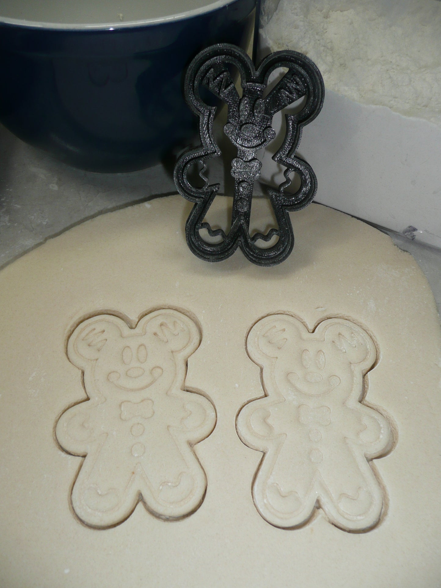 Mickey Gingerbread Man Christmas Detailed Cookie Cutter Made In USA PR4937