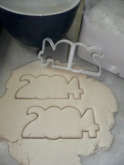 2024 Year Outline Graduation Alumni NYE Cookie Cutter Made In USA PR4995