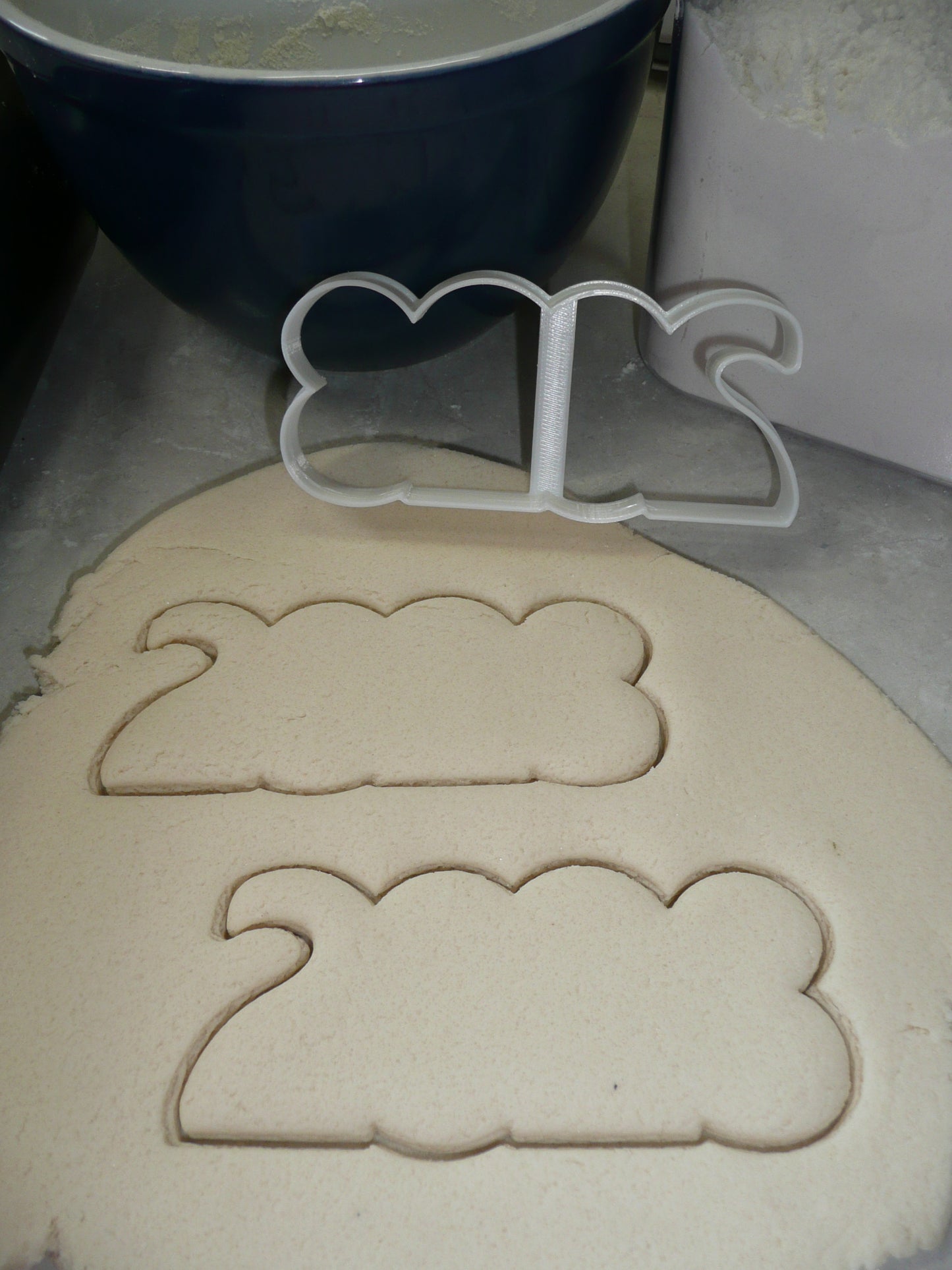 2028 Year Outline Graduation Alumni NYE Cookie Cutter Made In USA PR4999